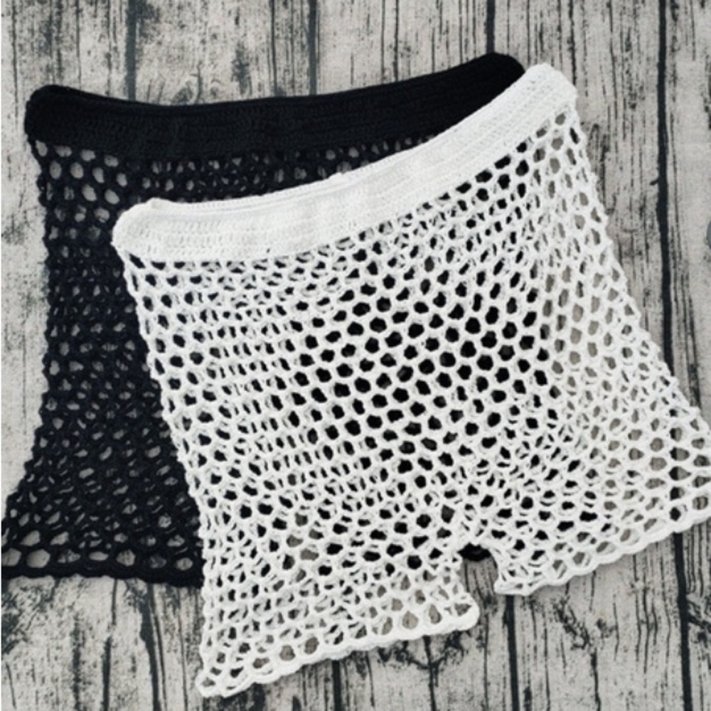 Stylish Black and White Crochet Women Shorts